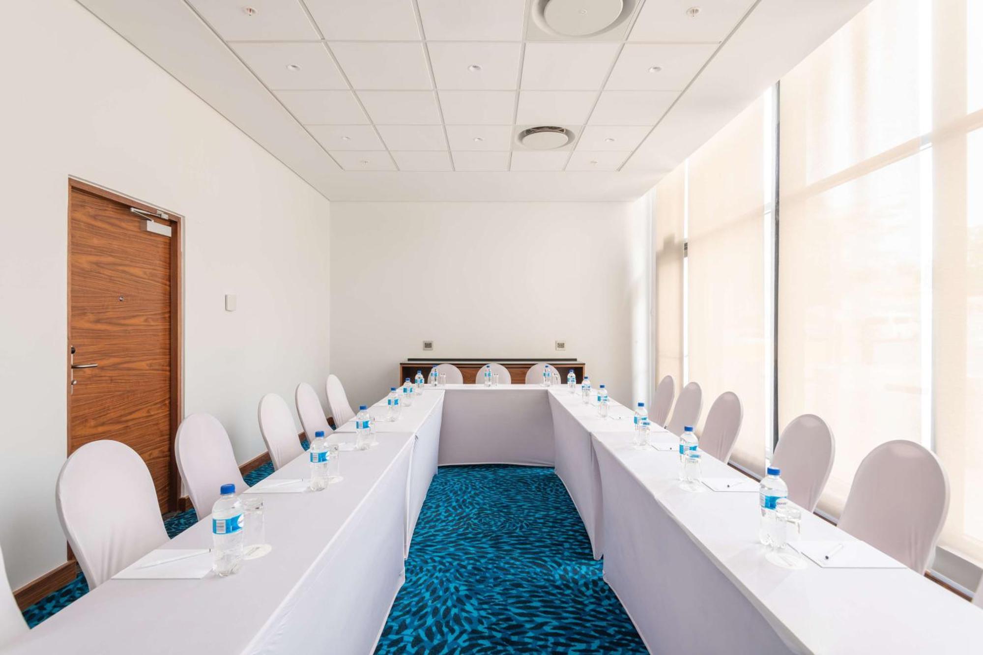 Hilton Garden Inn Windhoek Dış mekan fotoğraf