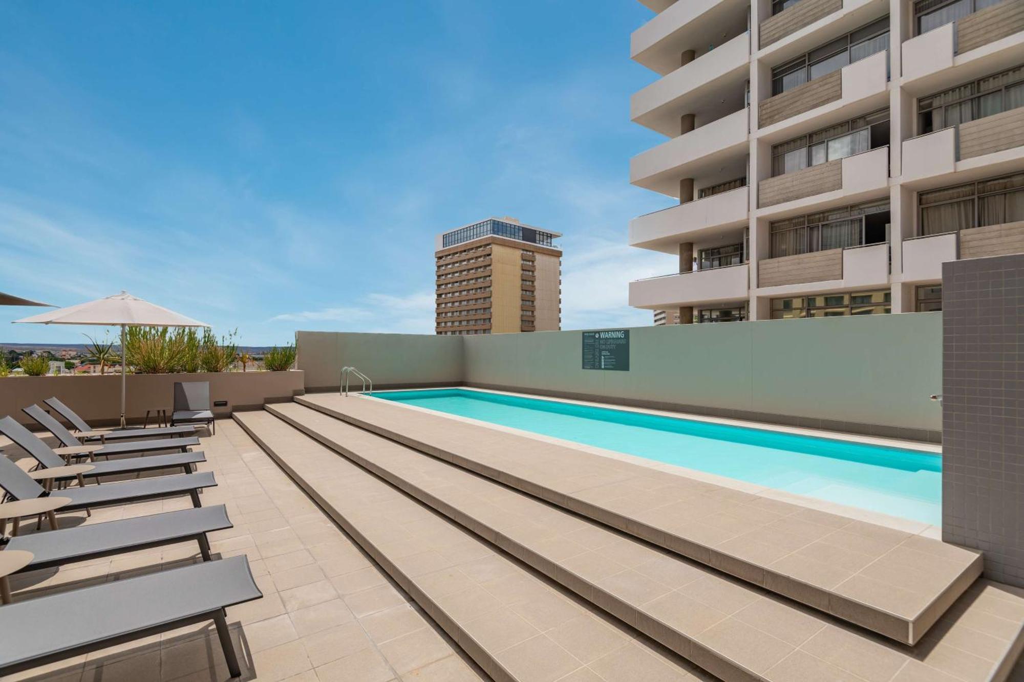 Hilton Garden Inn Windhoek Dış mekan fotoğraf