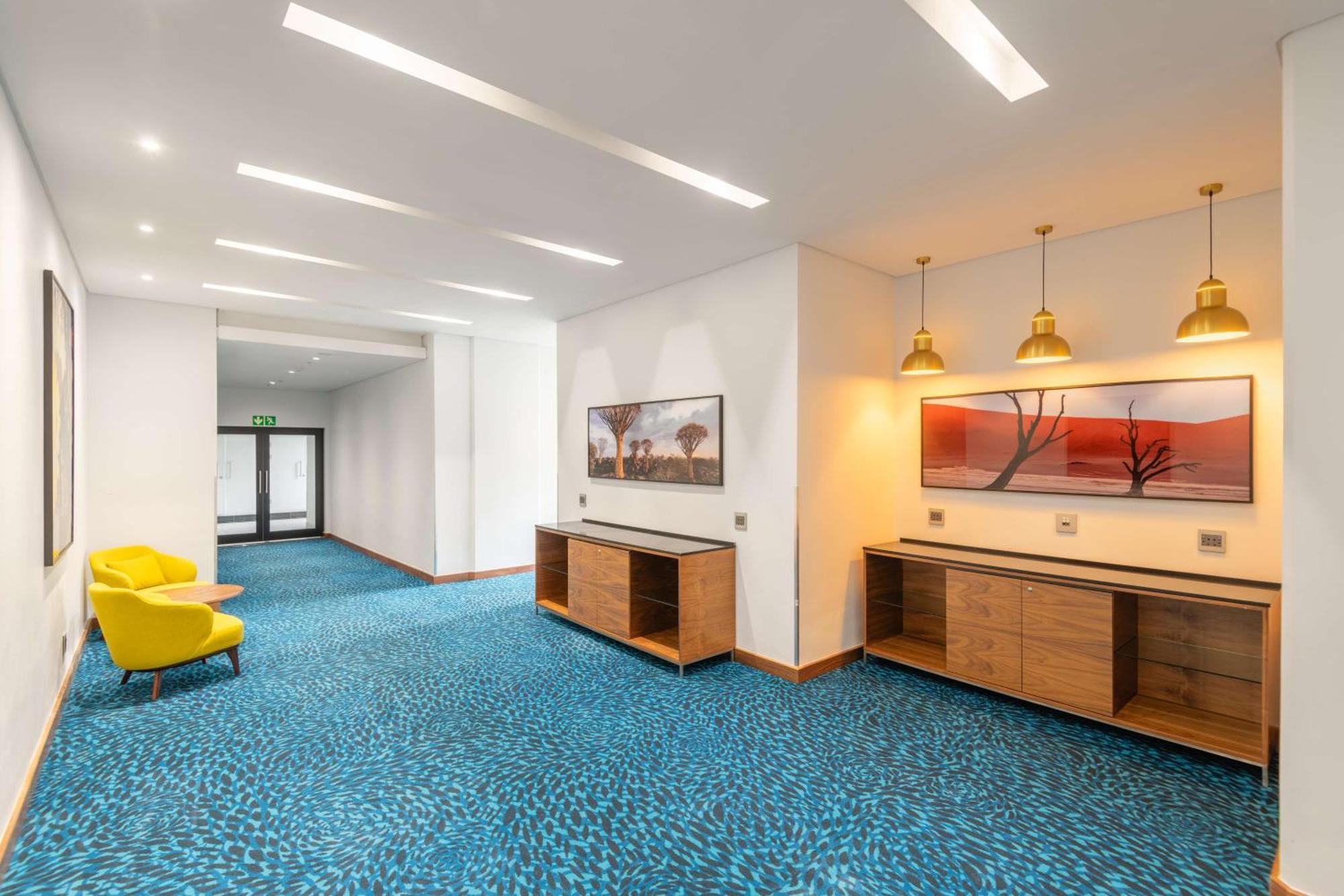 Hilton Garden Inn Windhoek Dış mekan fotoğraf