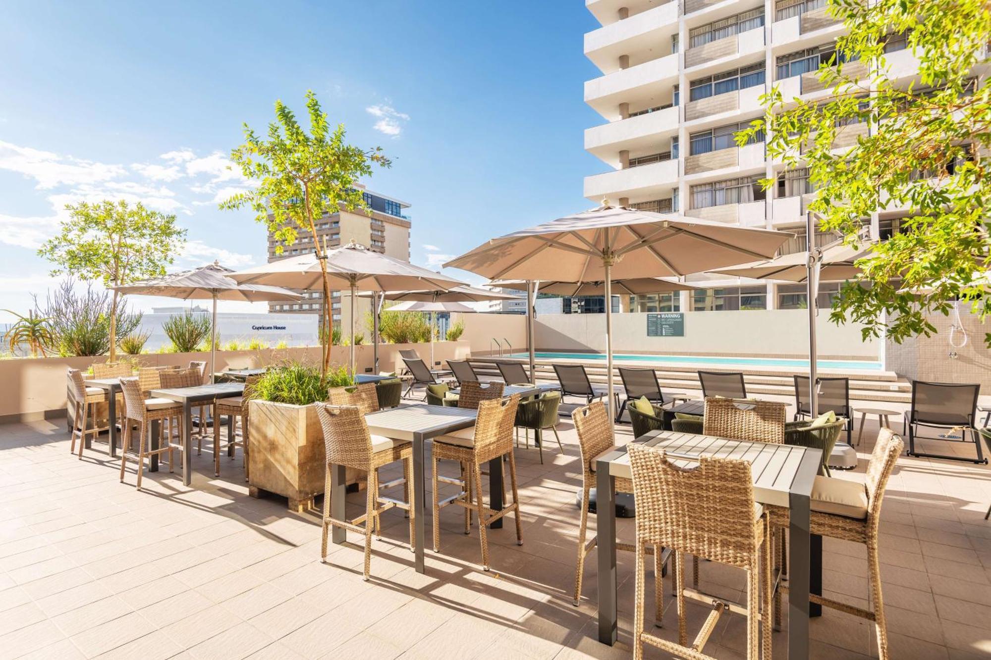 Hilton Garden Inn Windhoek Dış mekan fotoğraf